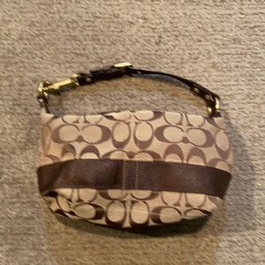 Small Coach bag 9” x 5 1/2